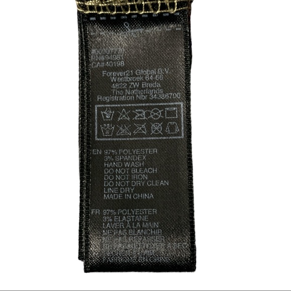 FOREVER 21  Beige Print Ethnic Long Blouse Size L - Picture 11 of 11